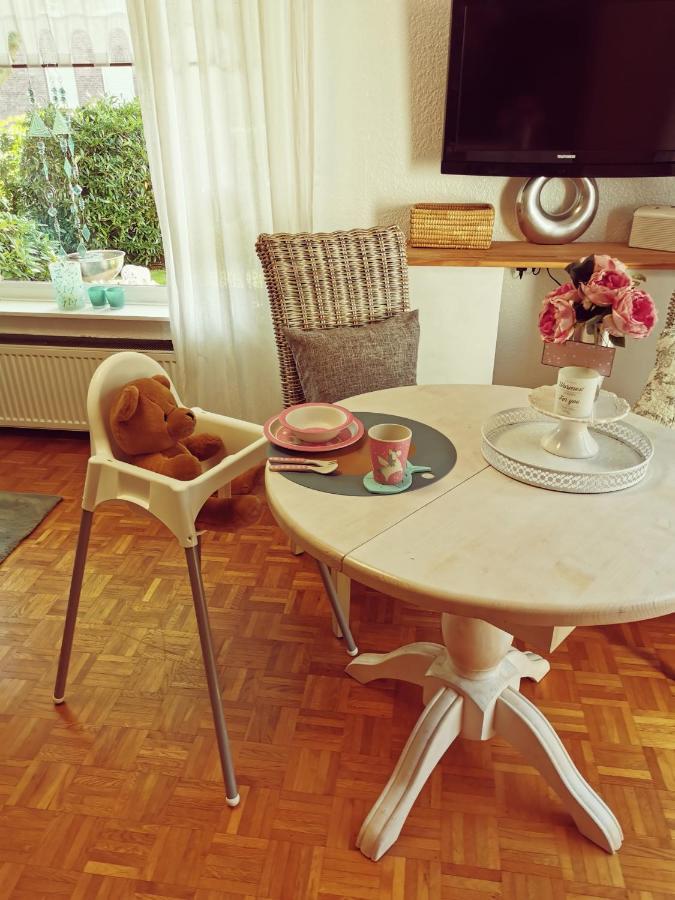 "Maison Blanche" - Das Gemuetliche Garten-Apartment Zwischen Koeln Und Duesseldorf Grevenbroich Bagian luar foto